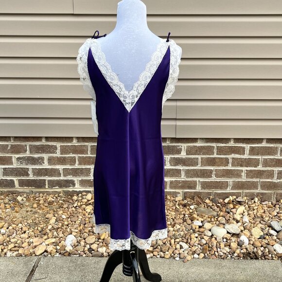 Val Mode Lingerie Purple‎ Nightgown Lace Trim Womens Nightie Size Small - Picture 3 of 8